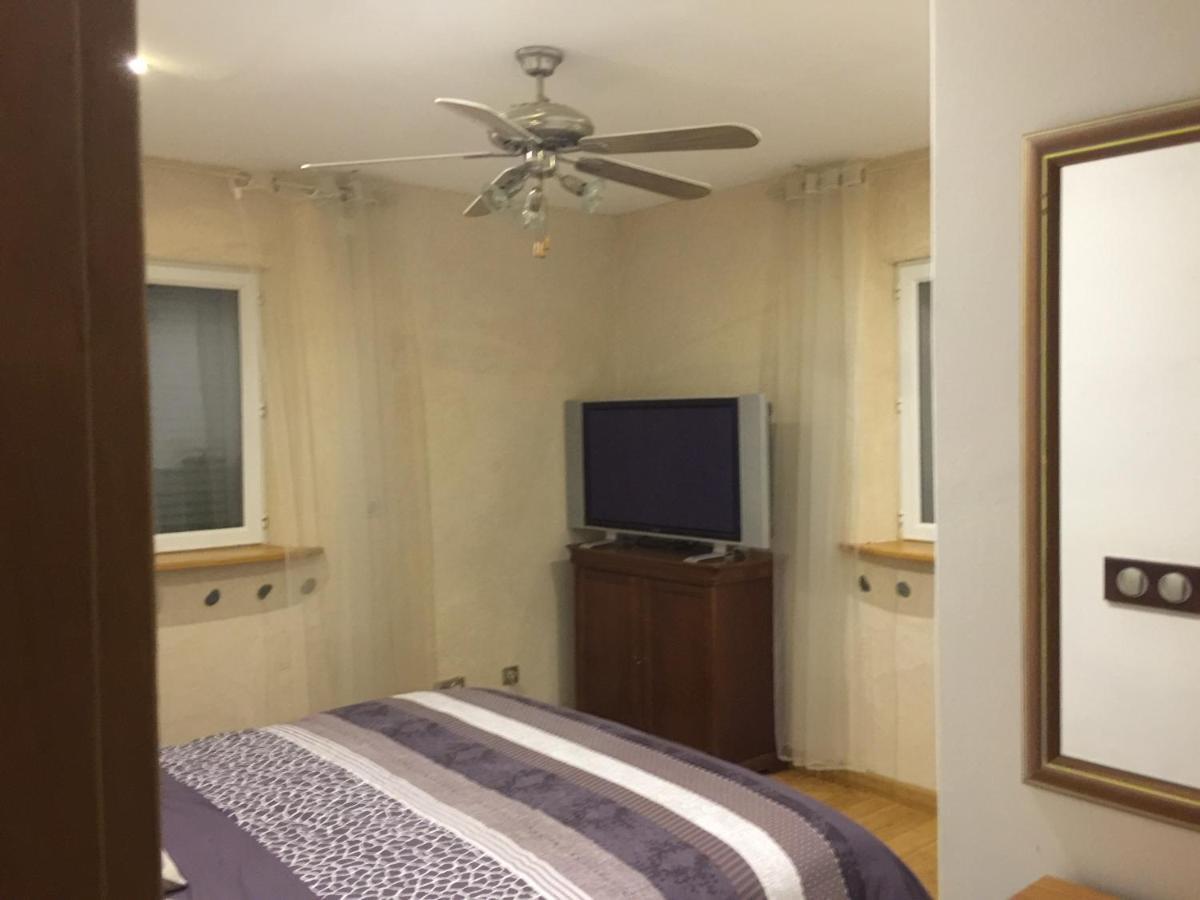 La Decouverte, Jacuzzi, Sauna, Et Terrasse Avec Vue Sur Lac A La Campagne Entre Toulouse Et Auch Catonvielle Zewnętrze zdjęcie