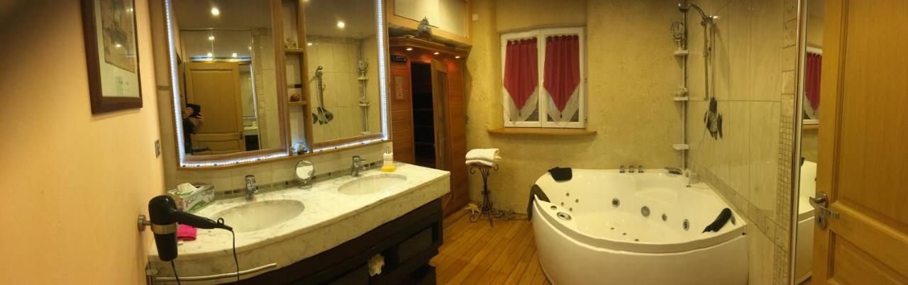 La Decouverte, Jacuzzi, Sauna, Et Terrasse Avec Vue Sur Lac A La Campagne Entre Toulouse Et Auch Catonvielle Zewnętrze zdjęcie